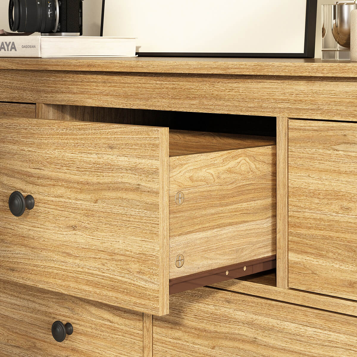 Mid-Century Modern 7-Drawer Oak Dresser - Riumlore