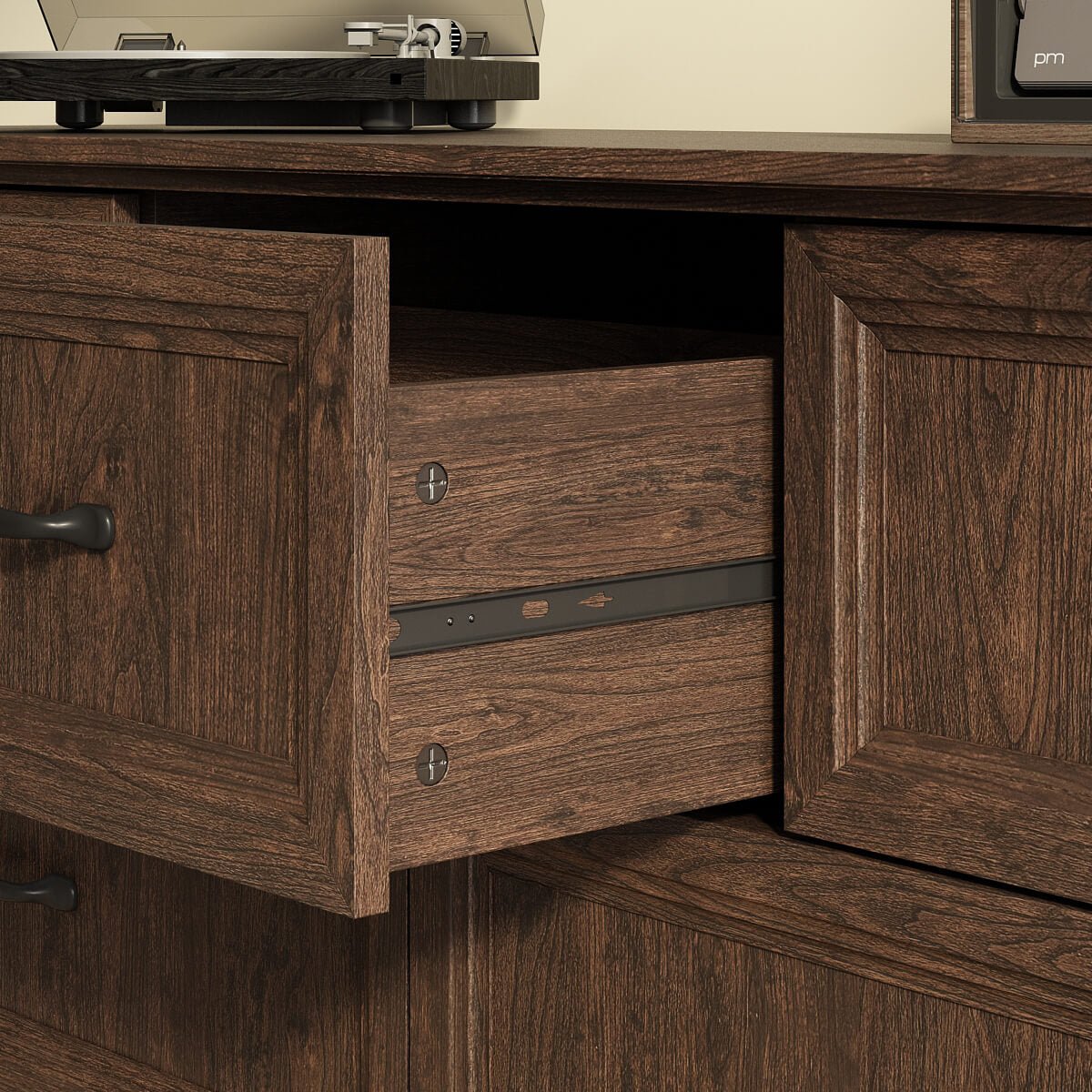 Rowen Rustic Solid Walnut Wood 7-Drawer Dresser - Riumlore