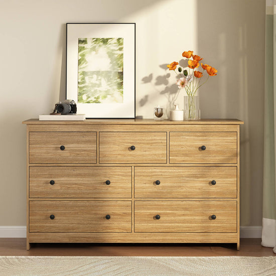Mid-Century Modern 7-Drawer Oak Dresser - Riumlore