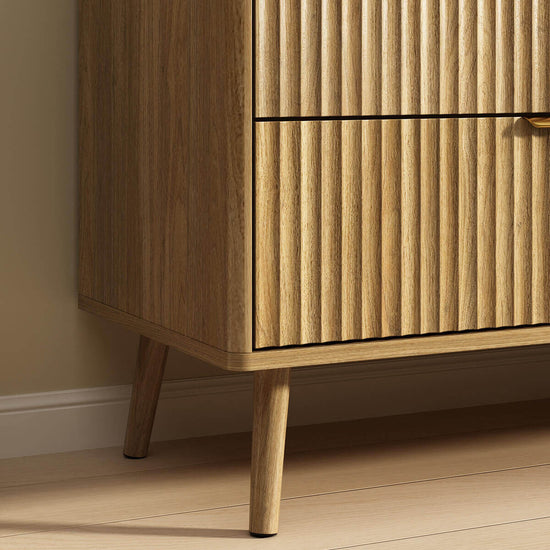 Thene Mid-Century-Modern Fluted 7-Drawer Dresser - Riumlore
